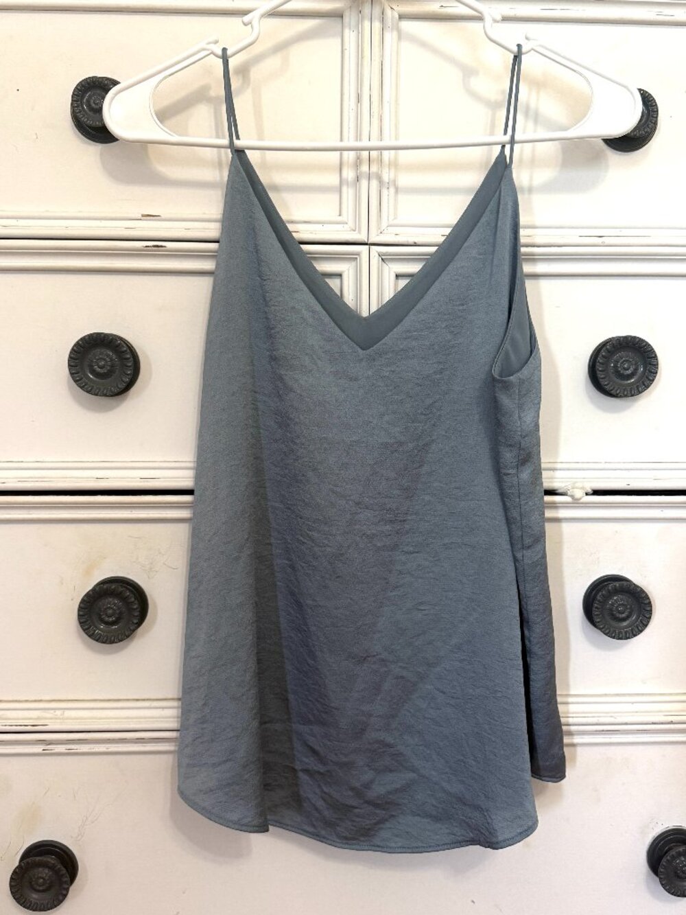 Express grey silver spaghetti strap tank top size small